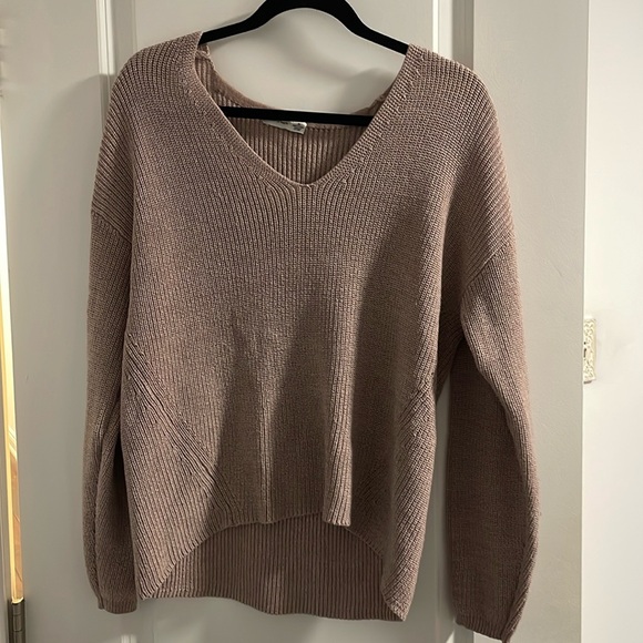 Gentle fawn crewneck sweater - Picture 2 of 3